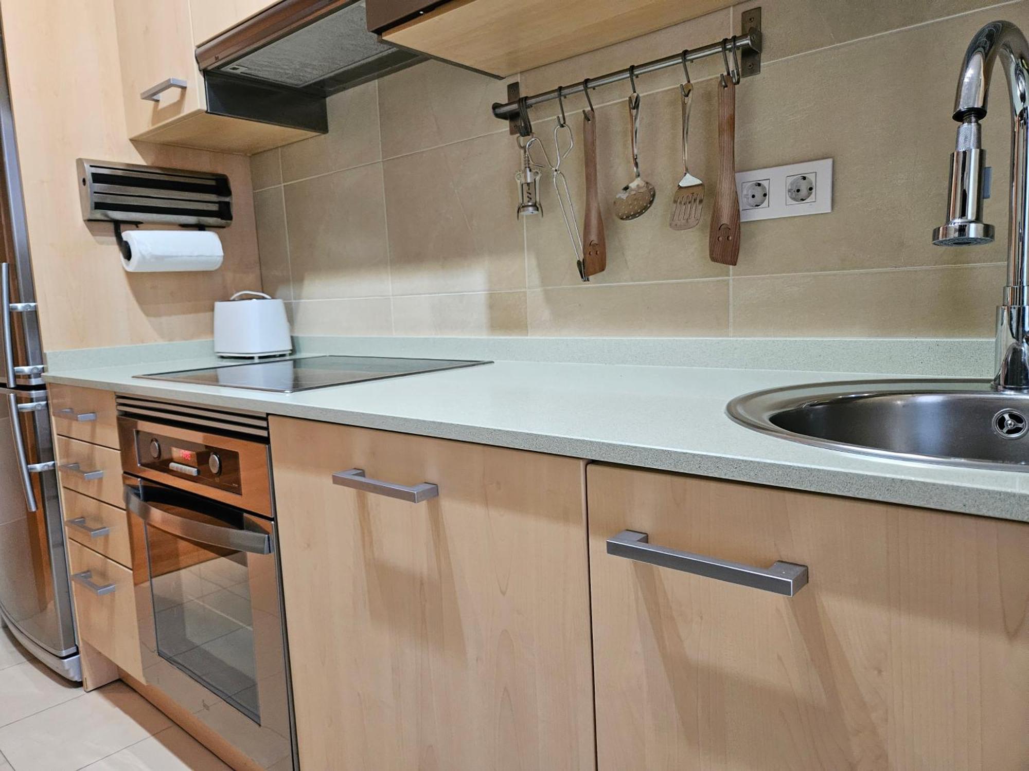 Apartment C01a06 Alazanes